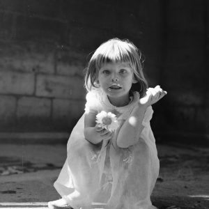 Photo papier  argentique Baryté  Espagne ENFANT 1960 format 40x40cm
