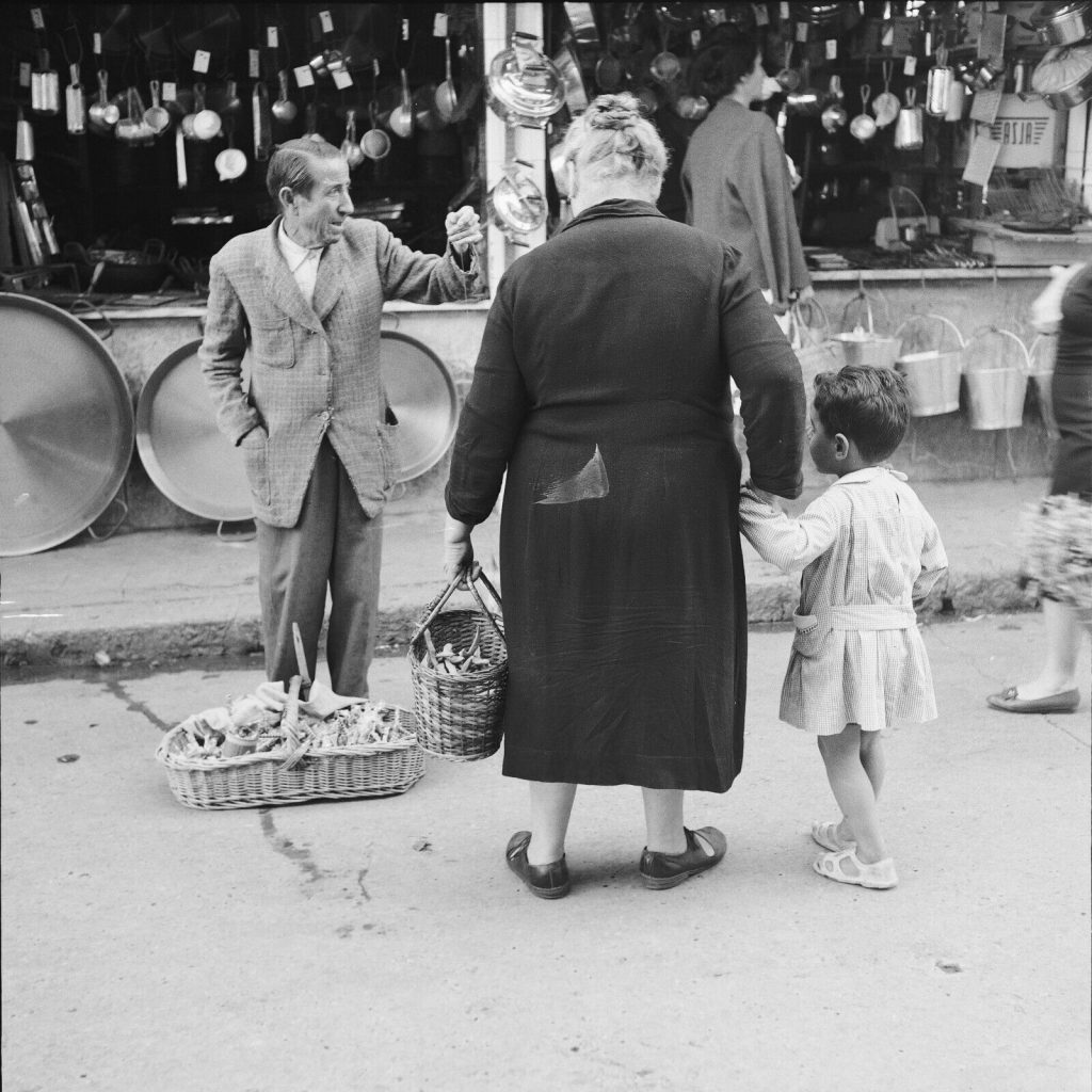 Photo papier argentique Baryté Espagne ENFANT 1960 format 40x40cm