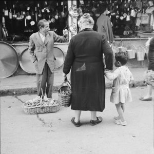 Photo papier  argentique Baryté  Espagne ENFANT 1960 format 40x40cm