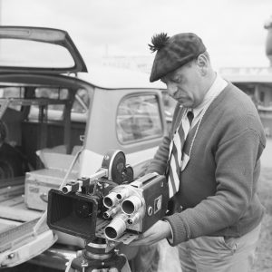 Photo sur papier  argentique CAMERAMAN PARIS 1960 format 40x40cm