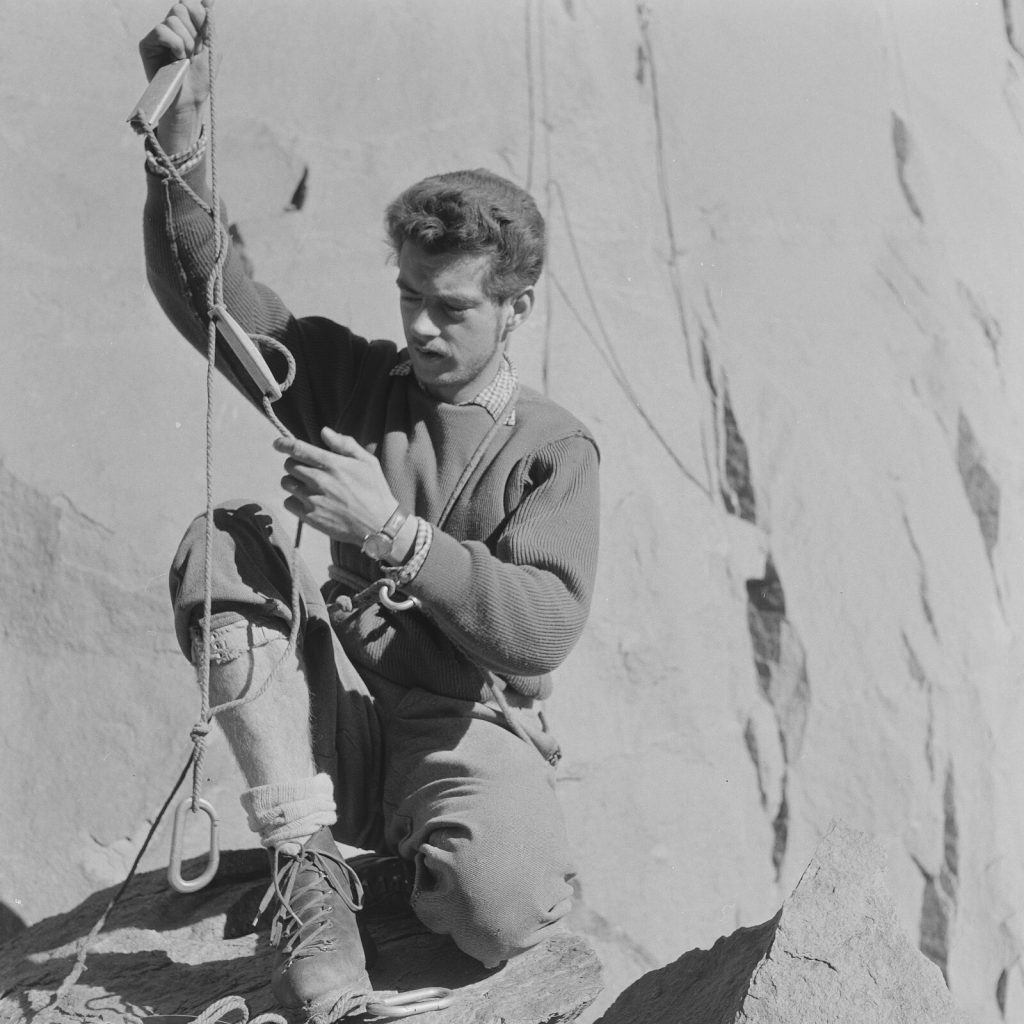 Photo papier  argentique BARYTE MONTAGNE ALPINISME Algerie 1960 format 40x40cm