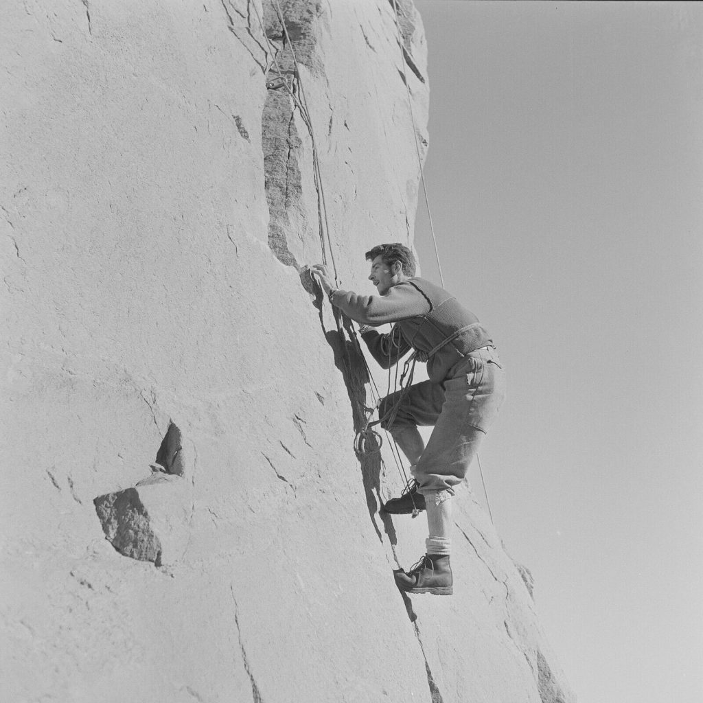 Photo papier  argentique BARYTE MONTAGNE ALPINISME Algerie 1960 format 40x40cm