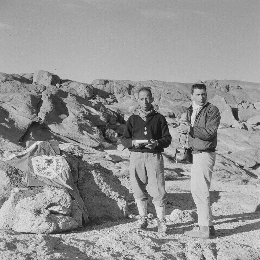 Tirage photo sur papier  argentique expédition en Algerie 1950 format 40X40cm