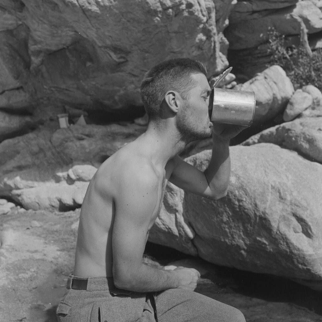 Photo sur papier  argentique BARYTE EXPEDITION Algerie 1960 format 40x40cm