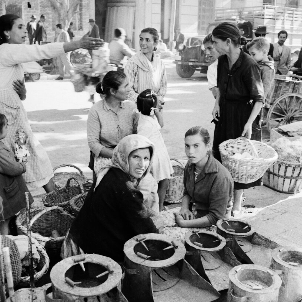 Photo papier  argentique Espagne PAYSAN Marché 1960 format 40x40cm