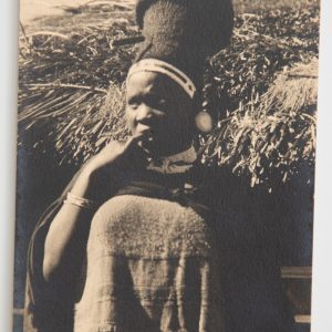 PHOTO CARTE POSTAL ZULU FORMAT 9x13,5cm CIRCA 1940 FEMME PORTRAIT