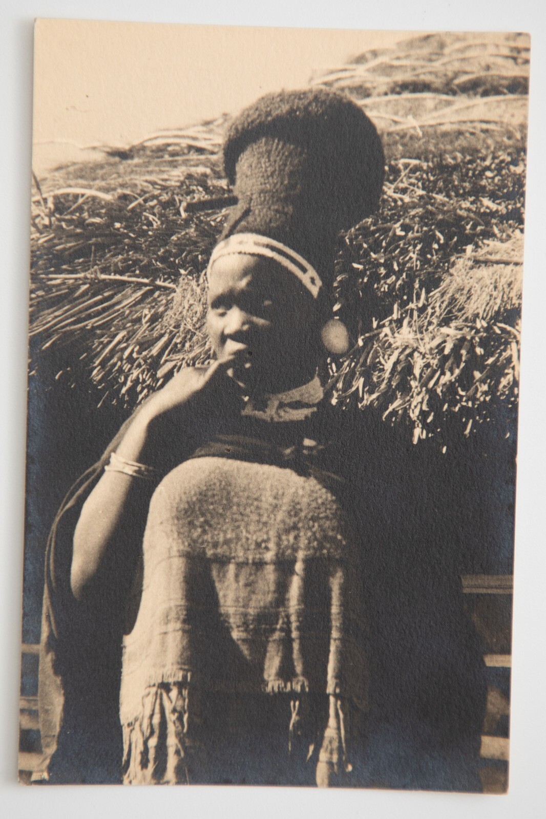 PHOTO CARTE POSTAL ZULU FORMAT 9x13,5cm CIRCA 1940 FEMME PORTRAIT