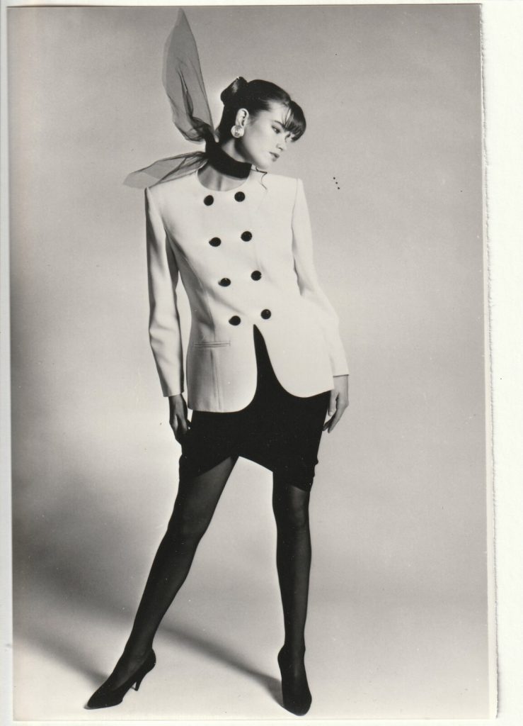 TIRAGE PHOTO Argentique Guy Laroche 1990 photo de mode 1990 12X18cm