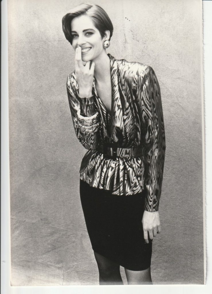 TIRAGE PHOTO Argentique Pierre Balmain 1989 Robert Cohen AGIP Défilé de mode