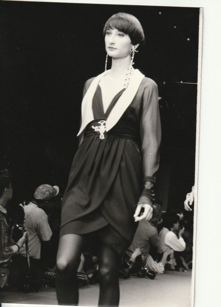 TIRAGE PHOTO Argentique Mode Karl Lagerfeld 1990 Défilé de mode 1989 12X18cm