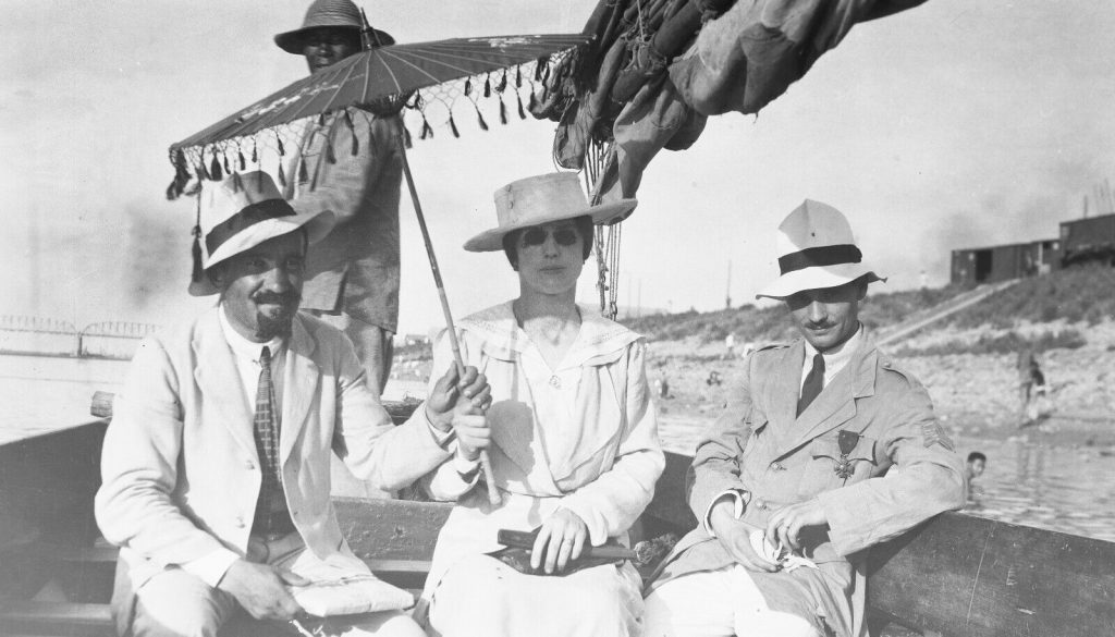 Tirage grande  photo noir blanc argentique baryte mode 1920  Afrique 23X40cm