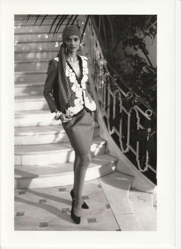 TIRAGE PHOTO Argentique PIERRE BALMAIN 1990 Photo service de MODE 20X30cm