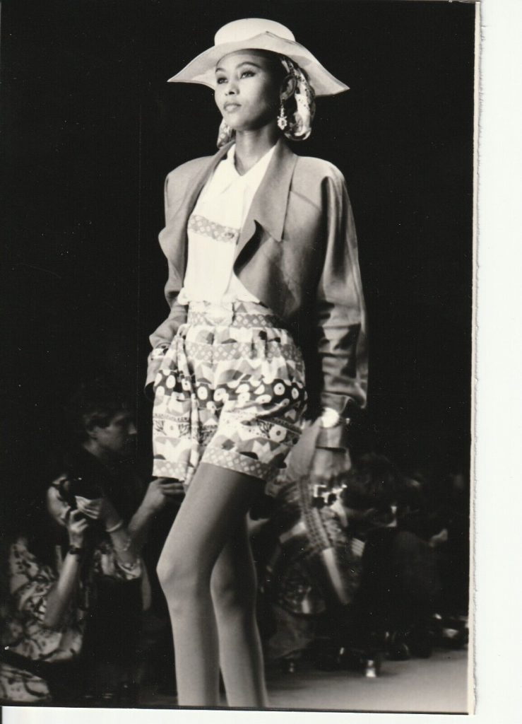 TIRAGE PHOTO Argentique Mode Karl Lagerfeld 1990 Défilé de mode 1989 12X18cm