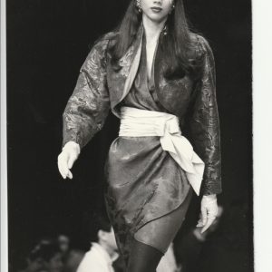 TIRAGE PHOTO	Argentique Ungaro 1989 Robert Cohen AGIP	Défilé de mode 1990 12X18