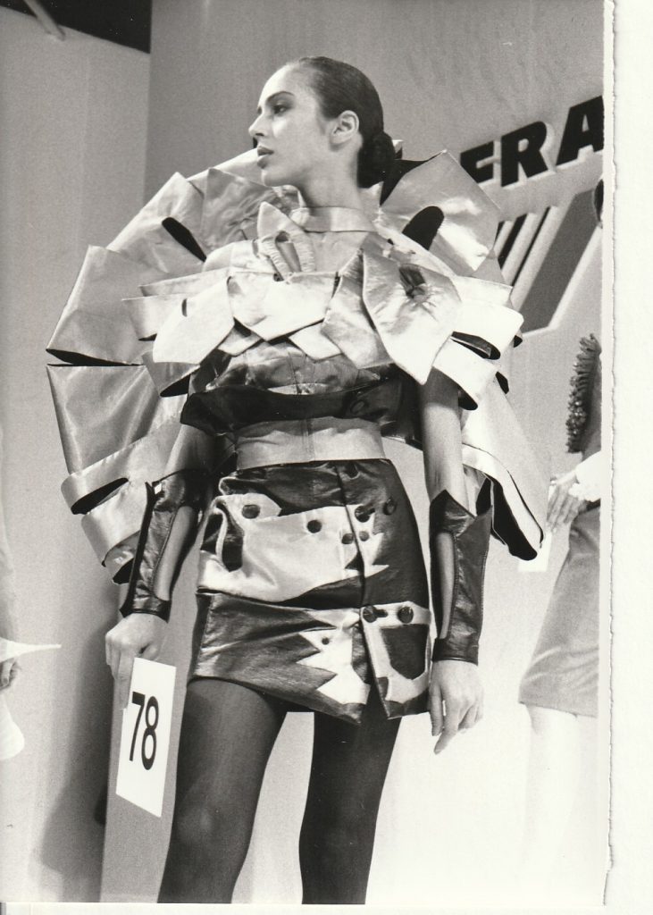 TIRAGE PHOTO Argentique 1989 AGIP CONCOURS DE JEUNES CREATEURS MODE 12X18CM