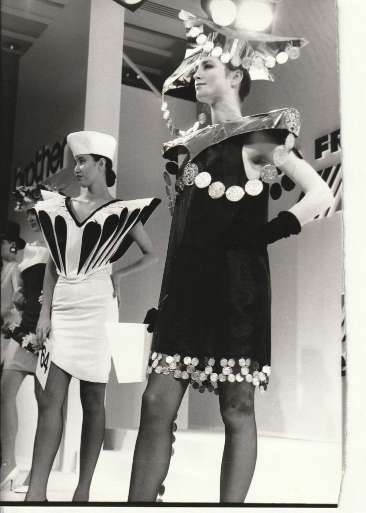 TIRAGE PHOTO Argentique 1989 AGIP CONCOURS DE JEUNES CREATEURS MODE 12X18CM
