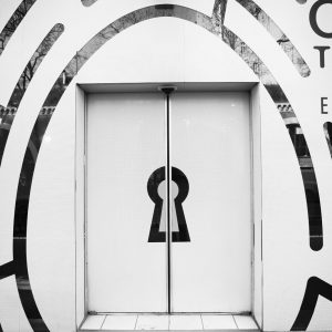 Photo argentique artistique STREET PHOTOGRAPHY PARIS  format 30x45cm