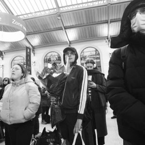 Photo argentique artistique STREET PHOTOGRAPHY PARIS  format 30x45cm