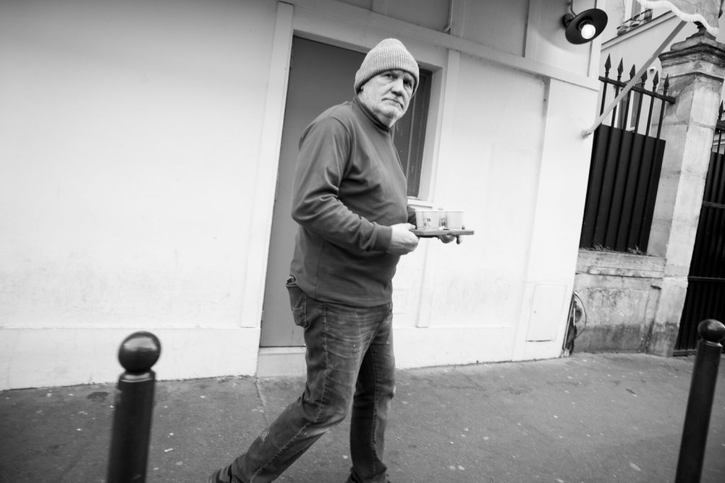 Photo argentique artistique STREET PHOTOGRAPHY PARIS  format 30x45cm