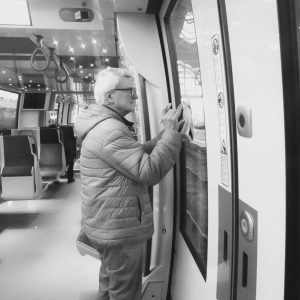 Photo argentique artistique STREET PHOTOGRAPHY PARIS  format 30x45cm