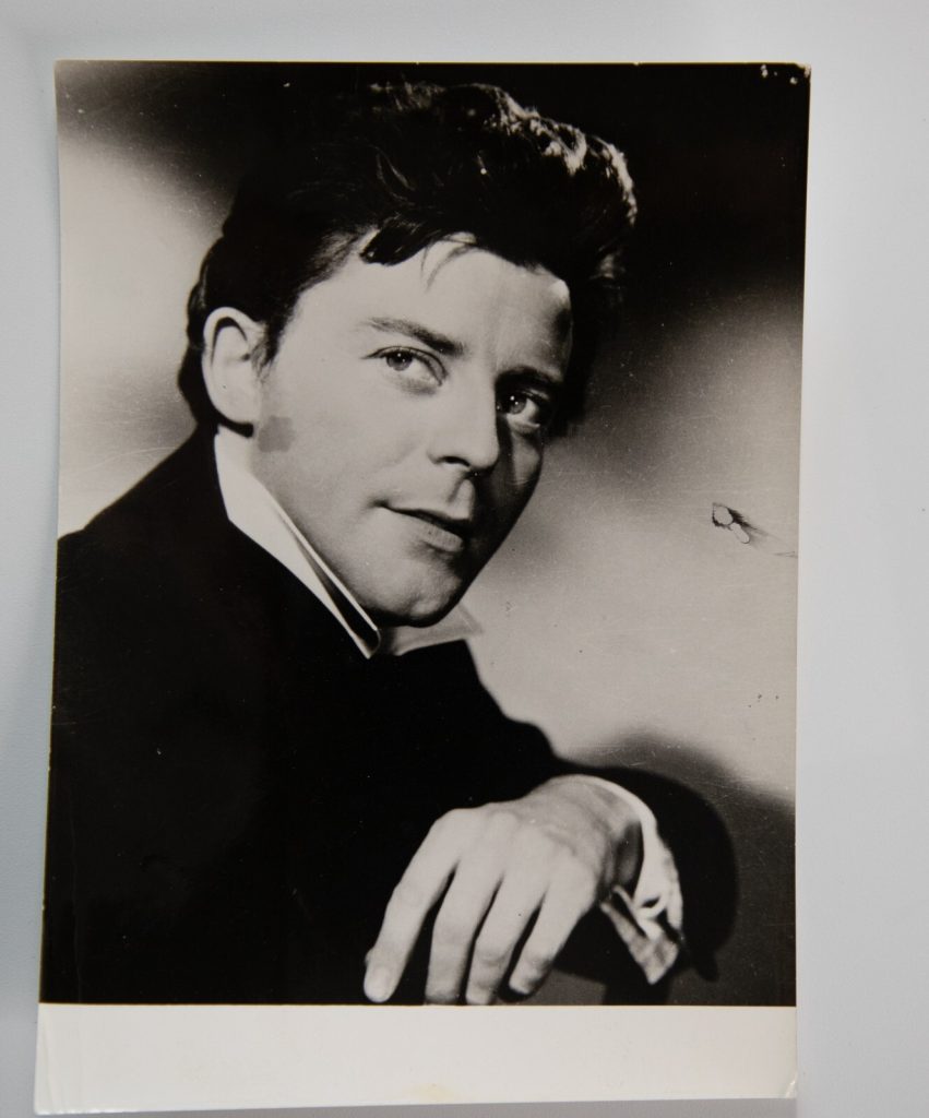 TIRAGE PHOTO	argentique de presse 1950    	Gérard Philippe 13X18cm