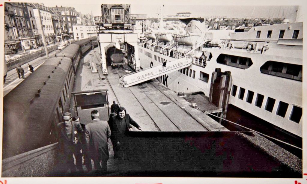 TIRAGE PHOTO	ARGENTIQUE PHOTO DE PRESSE 1970	NORMANDIE 13X22cm DIEPPE