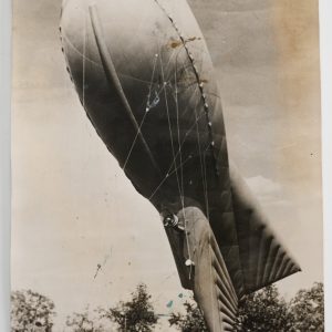 PHOTO de presse militaire 1960 dirigeables ballon captif 13X18cm