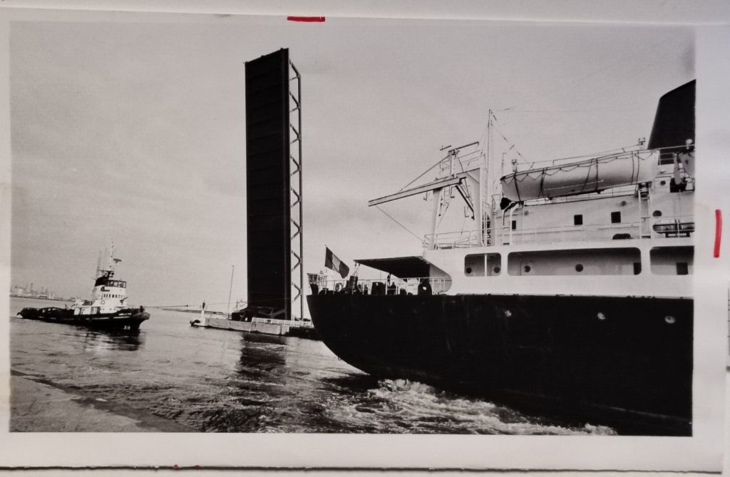 TIRAGE PHOTO	ARGENTIQUE PHOTO DE PRESSE 1970	NORMANDIE 13X22cm BATEAU