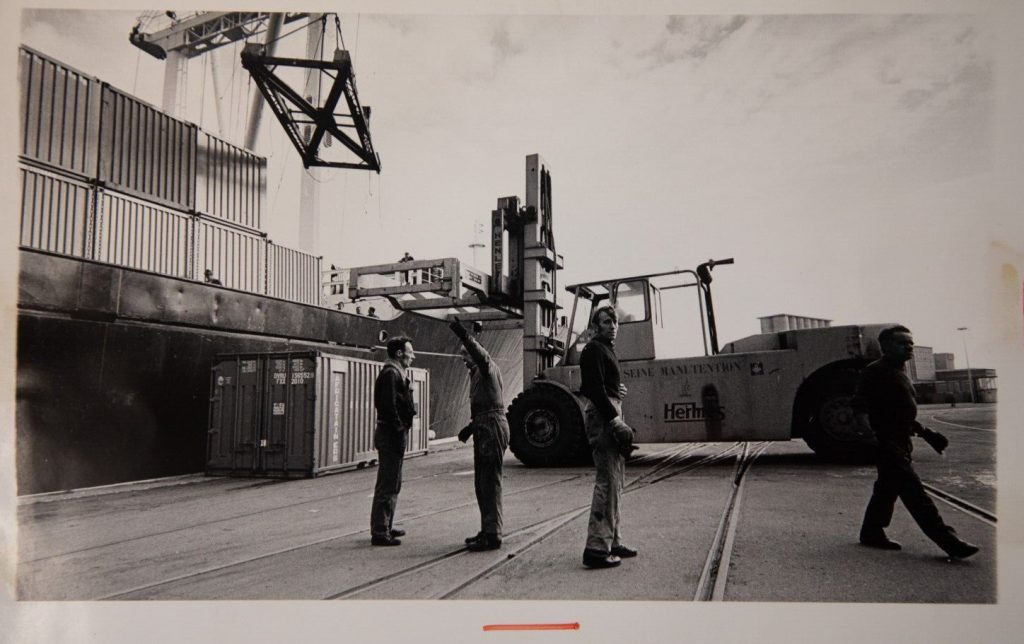 TIRAGE PHOTO	ARGENTIQUE PHOTO DE PRESSE 1970	NORMANDIE 13X22cm DOCKER