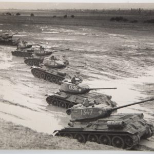 2 PHOTO argentique de presse 1945 militaria 15X20cm TANK POLONAIS