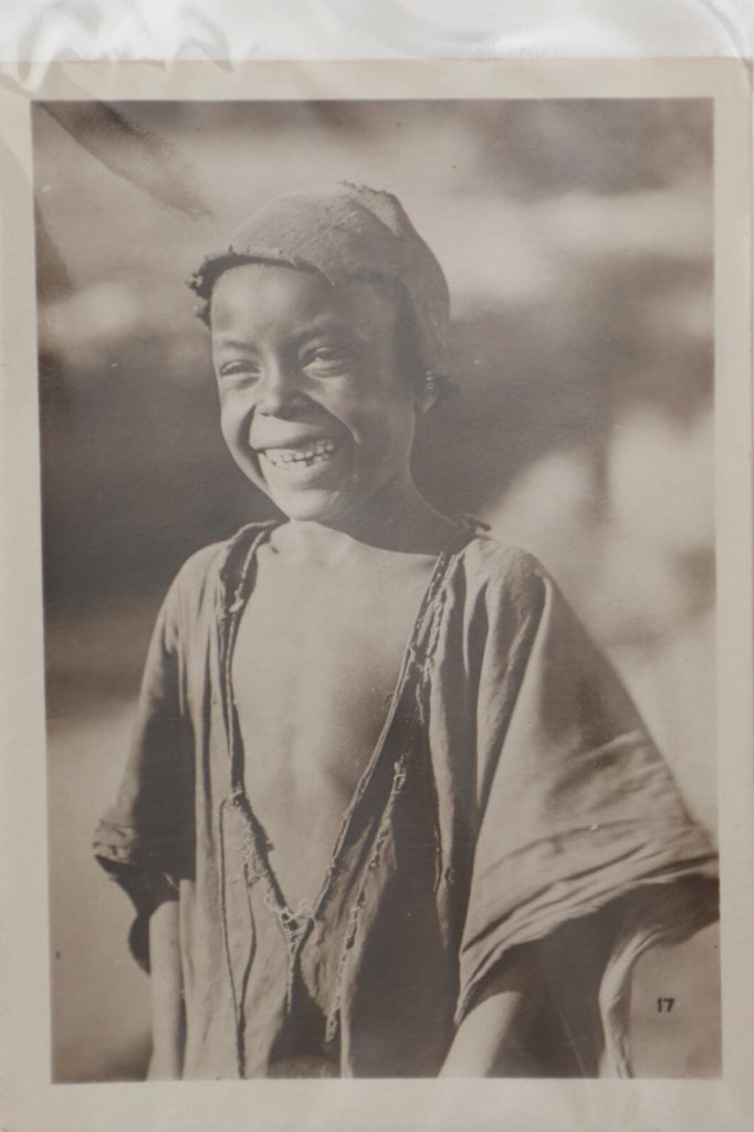 SNAP SHOT VINTAGE PROFESSIONEL ENFANT SOURIRE ALGER ALGERIE