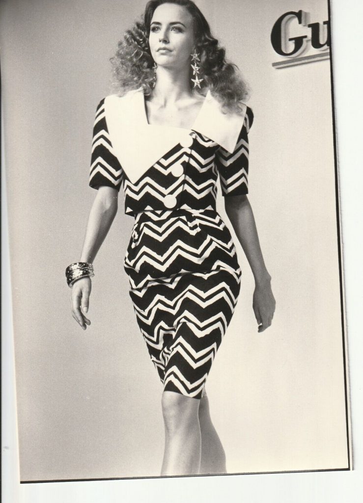 TIRAGE PHOTO Argentique Guy Laroche 1989 Robert Cohen AGIP 12X18cm