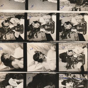TIRAGE PHOTO	Planche contact argentique 1960 PIN-UP FORMAT DES IMAGES 6X6CM