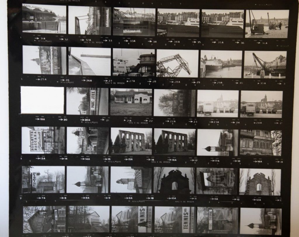 TIRAGE PHOTO	argentique grande planche contact 1980	VUE DIVERS NORMANDIE 40X50cm