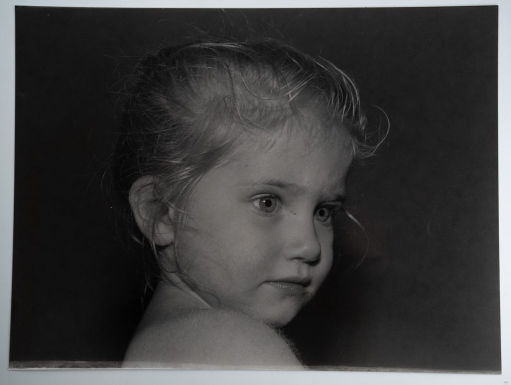 TIRAGE PHOTO Argentique France vue d'artiste PORTRAIT ENFANT France 30x40cm 1960
