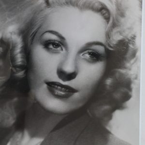 TIRAGE PHOTO	ARGENTIQUE STYLE HARCOURT 1940	PORTRAIT D ACTRICE 17X23CM