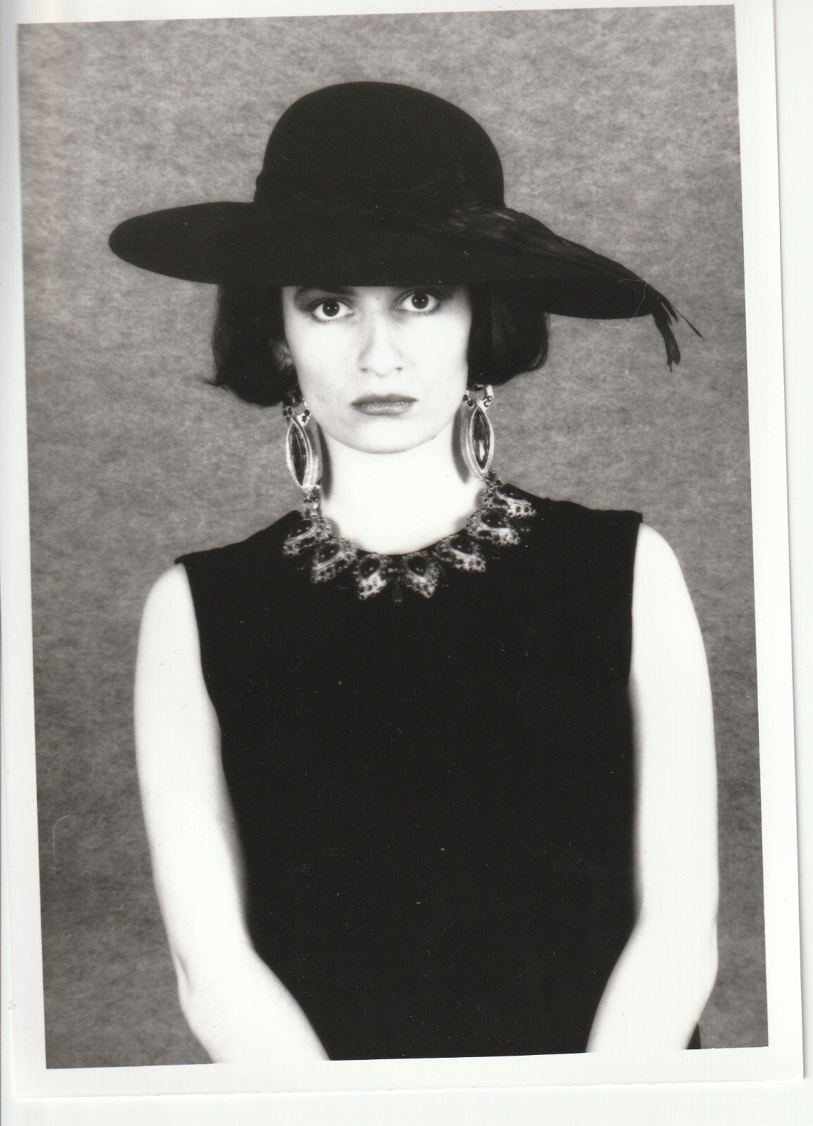 PHOTO argentique artistique portrait femme pinup NOIR ET BLANC format 13X18 1980