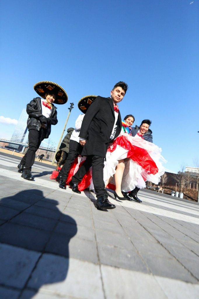 Tirage photo NEW YORK MARIAGE MEXICAIN COULEUR Format 45x60cm