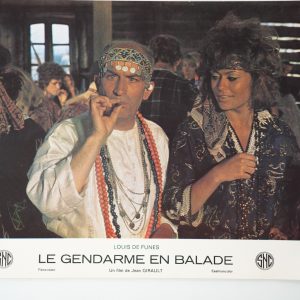 PHOTO Cinéma LOBBY CARDS Le gendarme en balade	23X30cm	1970 Louis de Funes