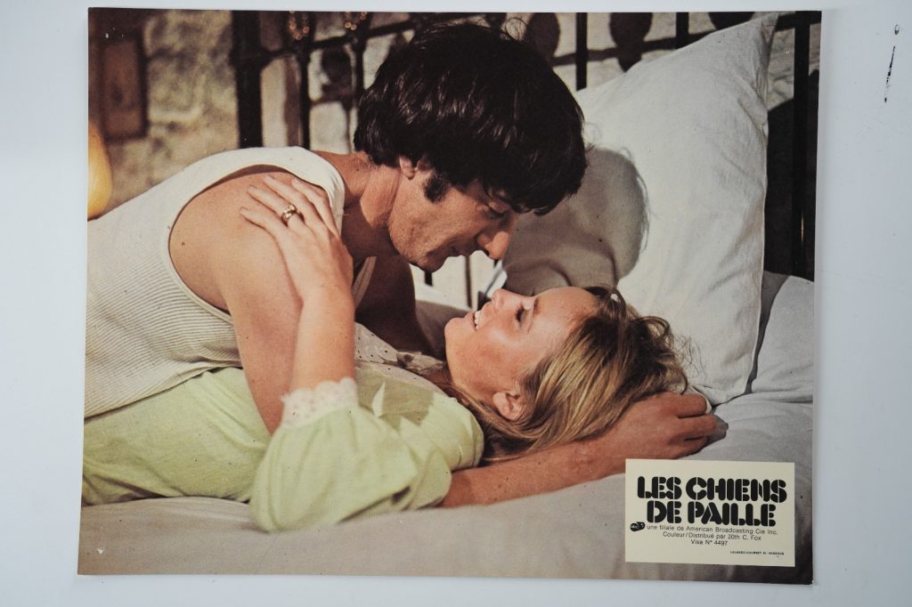 PHOTO Cinéma LOBBY CARDS LES CHIENS DE PAILLE 22X28cm 1970 Hoffman