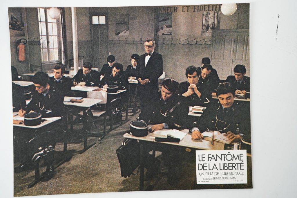 PHOTO Cinéma LOBBY CARDS LE FANTOME DE LA LIBERTE 22X28cm 1970