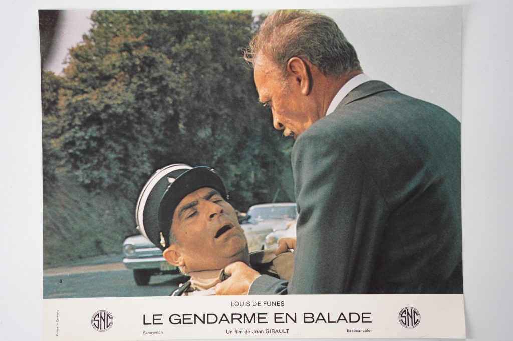 PHOTO Cinéma LOBBY CARDS Le gendarme en balade 23X30cm 1970 Louis de Funes