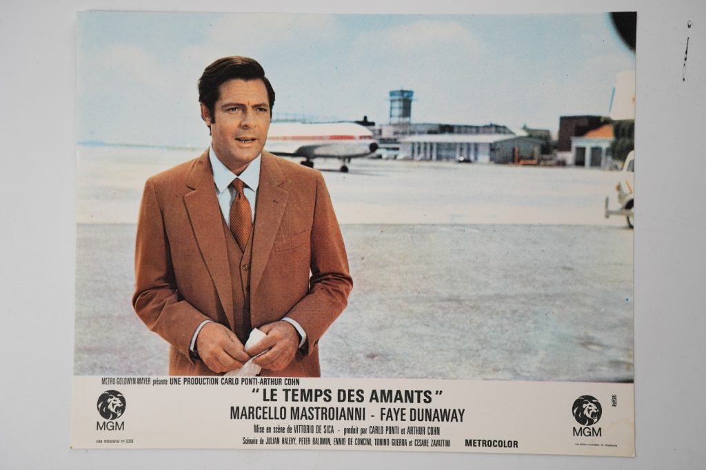 PHOTO Cinéma LOBBY CARDS Le temps des amants	23X28cm	1960 Marcello Mastroianni
