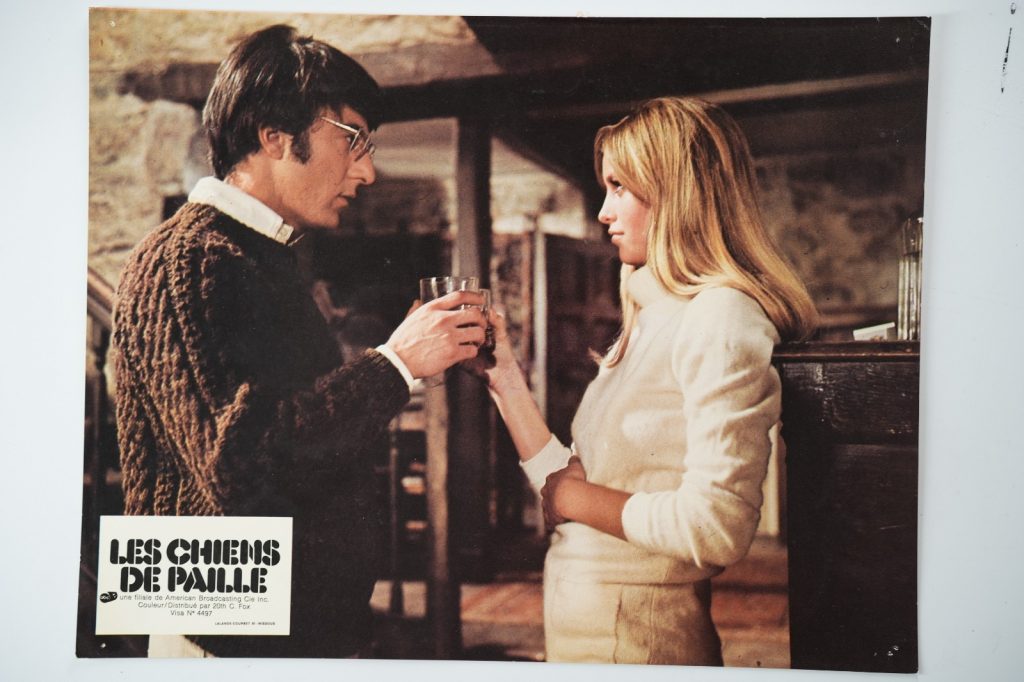 PHOTO Cinéma LOBBY CARDS LES CHIENS DE PAILLE 22X28cm 1970 Susan George