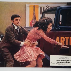 PHOTO Cinéma LOBBY CARDS une belle fille comme moi	22X28cm	1970