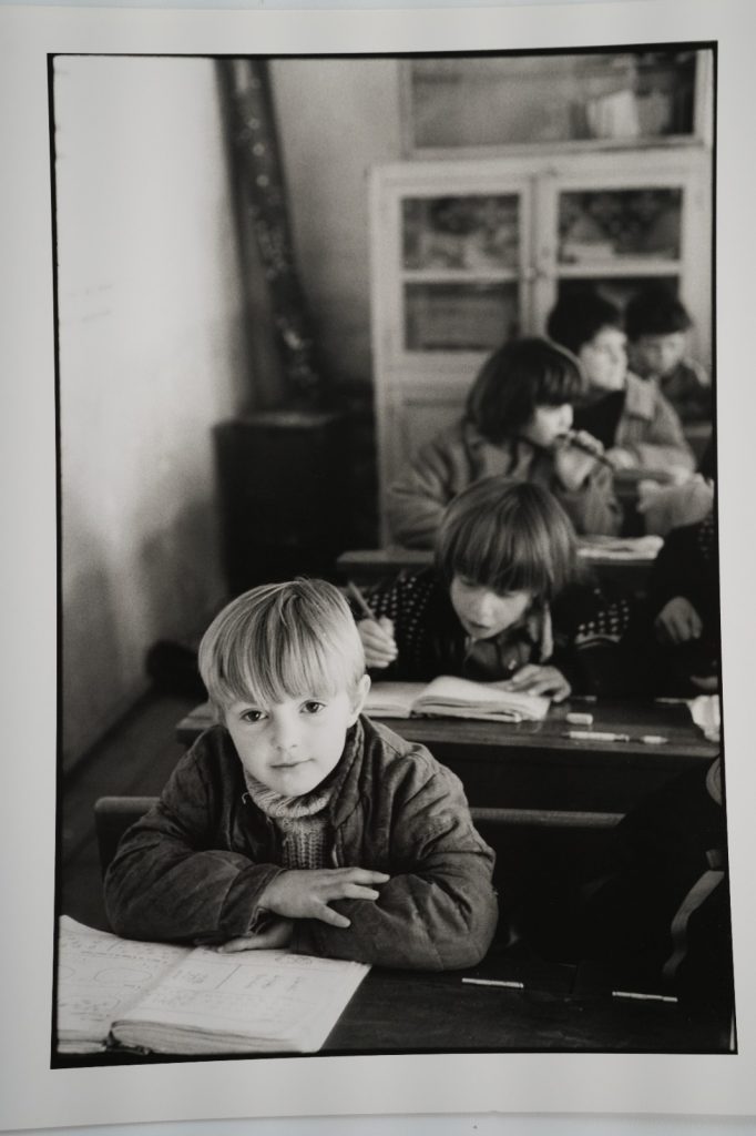 PHOTO Argentique reportage en Roumanie 18X24cm 1990 Olivier Culmann