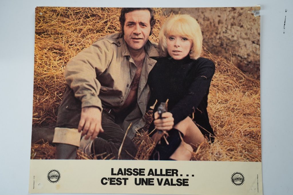 PHOTO Cinéma LOBBY CARDS LAISSE ALLER C'EST UNE VALSE 22X26cm 1970 Mireille Darc