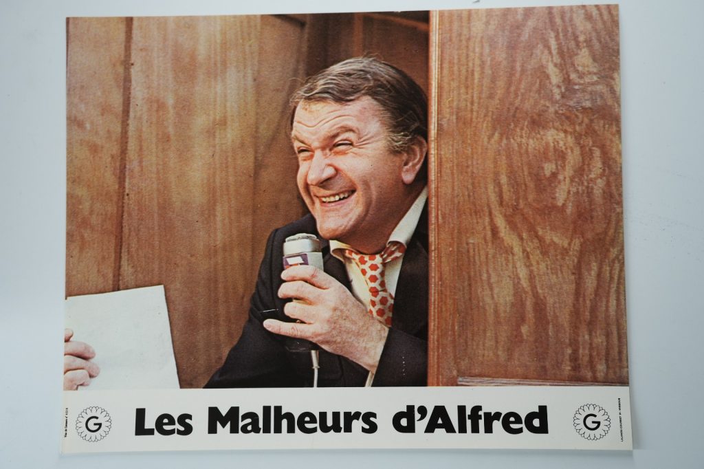 PHOTO Cinéma LOBBY CARDS Les malheurs d'Alfred	21X28cm 1970 Pierre Mondy