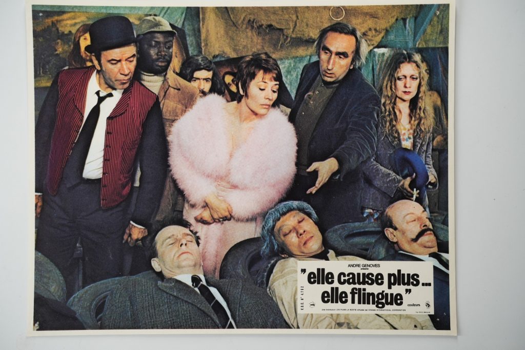PHOTO Cinéma LOBBY CARDS ELLE CAUSE PLUS... ELLE FLINGUE 22X28cm 1970 GIRARDOT