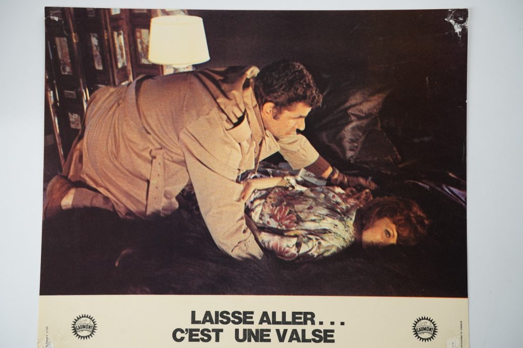 PHOTO Cinéma LOBBY CARDS LAISSE ALLER C'EST UNE VALSE 22X26cm 1970 Constantin
